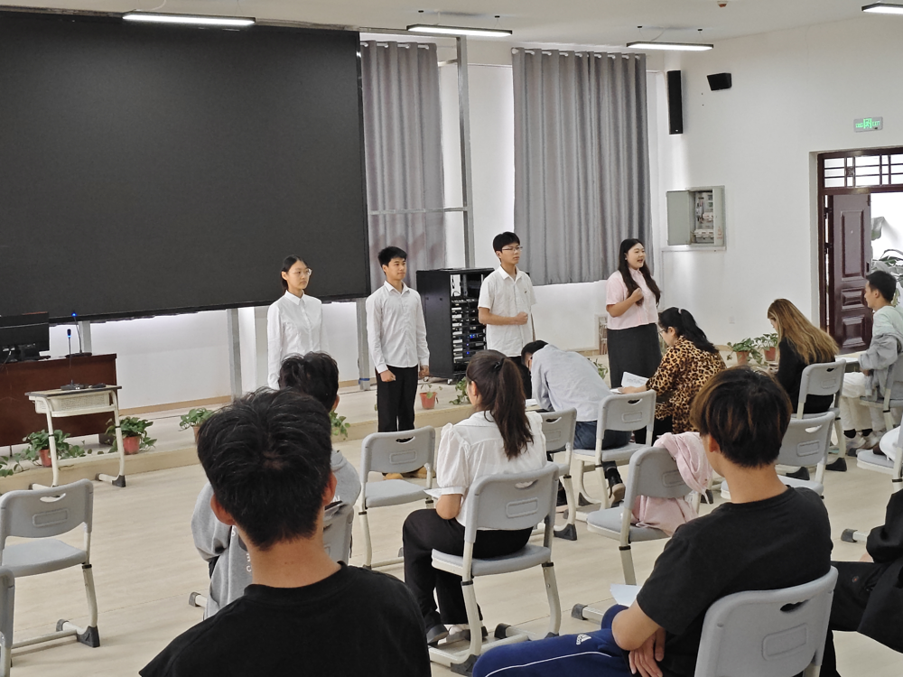 诵经典华章，展学院风采--直击机电与能源学院诵读比赛初赛现场！