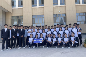 激扬青春风采 铸就体育精神--记BB贝博艾弗森原官方网站第三届田径运动会