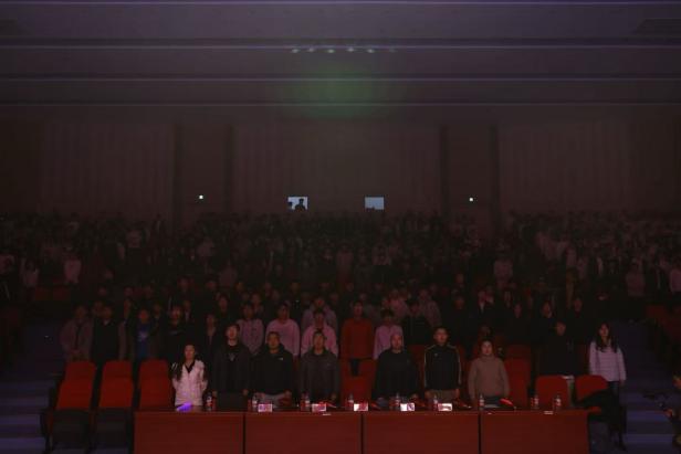 1bd98cb82e0bd13f42844d448f84b333