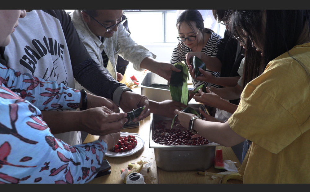 {3A04625A-AC0B-418F-A7C1-4E8FA0272441}