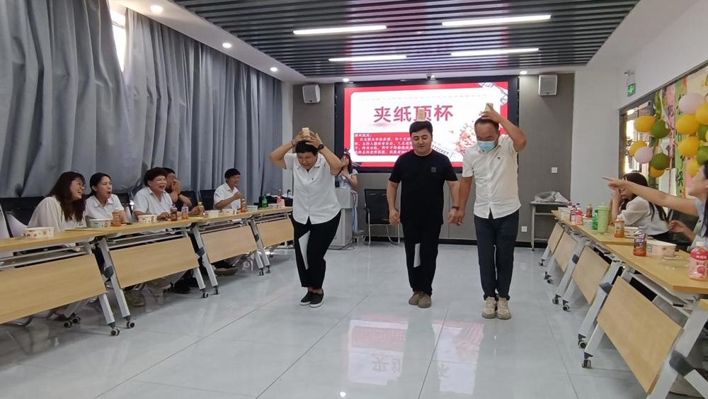 105e03426225b9ca4524c14208bfbfae