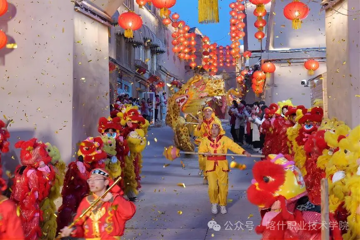 BB贝博艾弗森原官方网站师生参与央视春晚展现龙狮风采