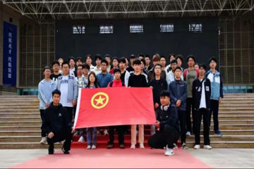 技能成才 技能报国——志愿者服务行动