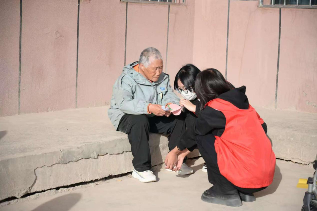 图片2.png 图片2.png