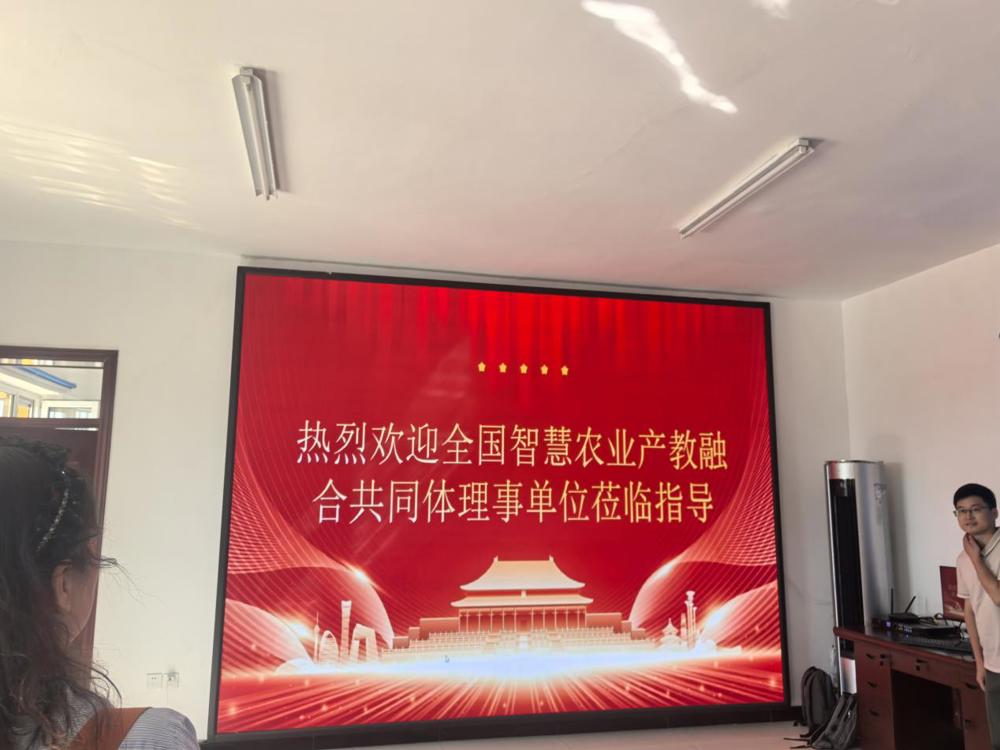 2f95d4efac9bfc15940a9dac6ea22b3e