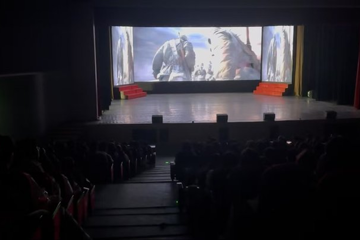 红色光影映初心 青春奋进担使命——BB贝博艾弗森原官方网站组织观看红色电影主题团课