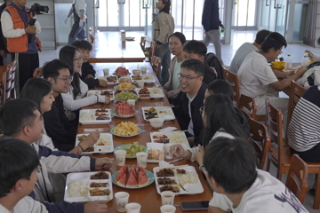 暖心午餐聚共识，师生共解发展题  —— 第六期 “午餐面对面” 活动纪实
