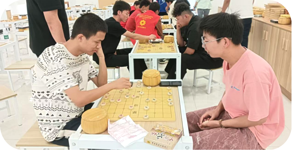 “楚河汉界，弈动青春”