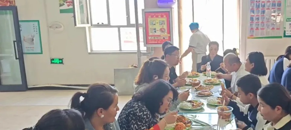 07e4ab7d6324418b971d327f82bd0a2a.jpeg 07e4ab7d6324418b971d327f82bd0a2a.jpeg